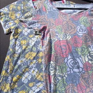 Last of 2 large Classic Ts